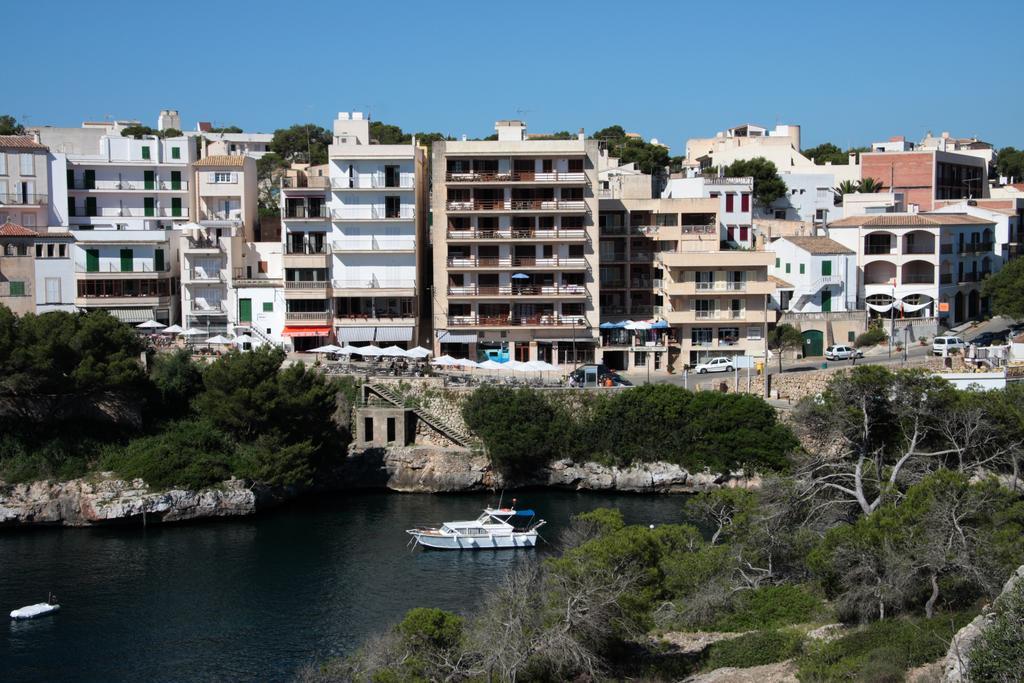 Apartamentos Llevant Cala Figuera  Buitenkant foto