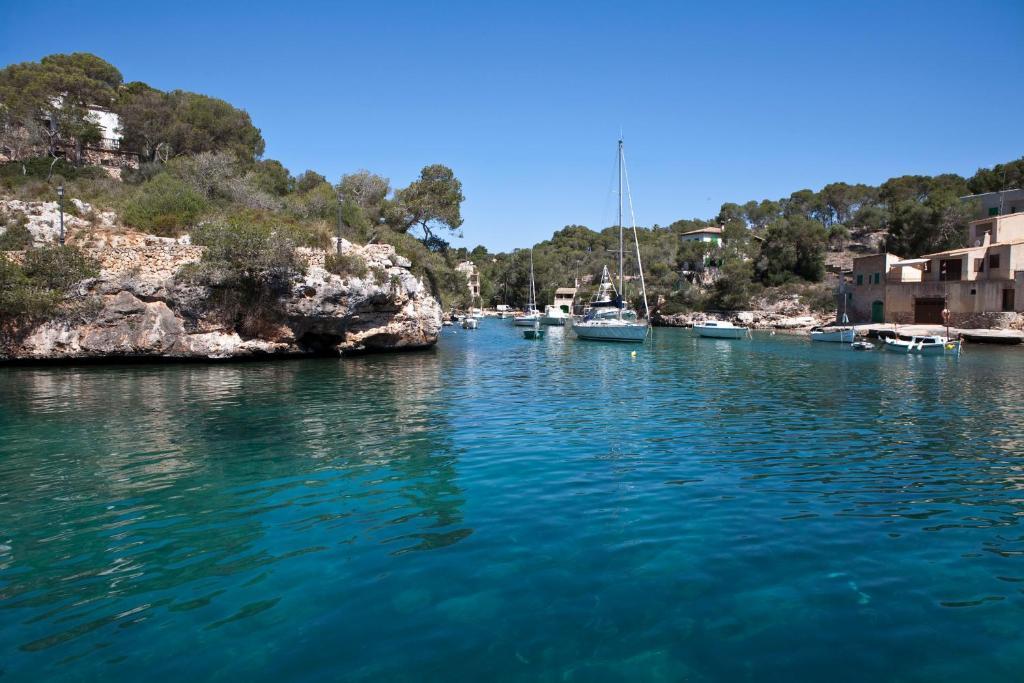 Apartamentos Llevant Cala Figuera  Kamer foto